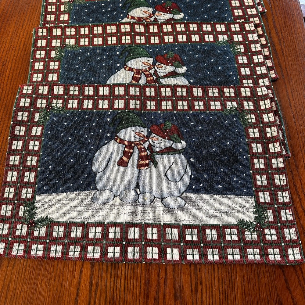Tapestry Smowman Couple Placemats / Rectangles